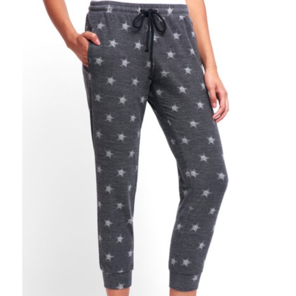 South moon under sweatpants
